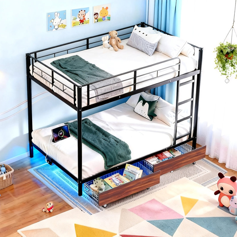 Lit superposé avec station de charge USB, capable de se séparer, lit superposé en métal, espace de rangement, lit avec barrière de sécurité et échelles, aucun sommier nécessaire