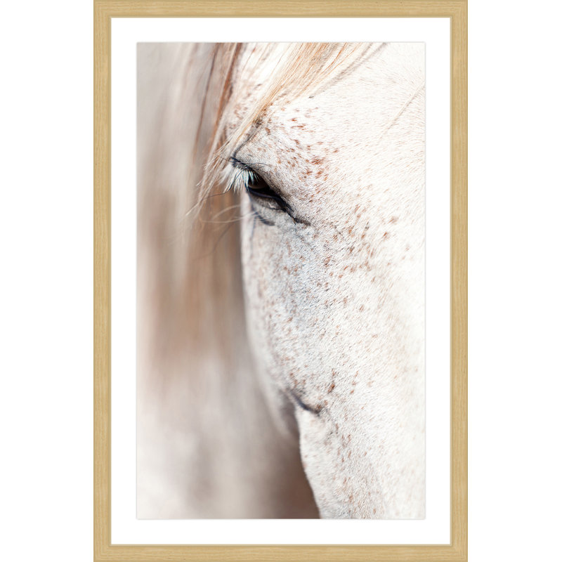 « doucement eye », reproduction d’art encadrée, H 24 po x l 16 po x P 1,5 po, Encadré naturel