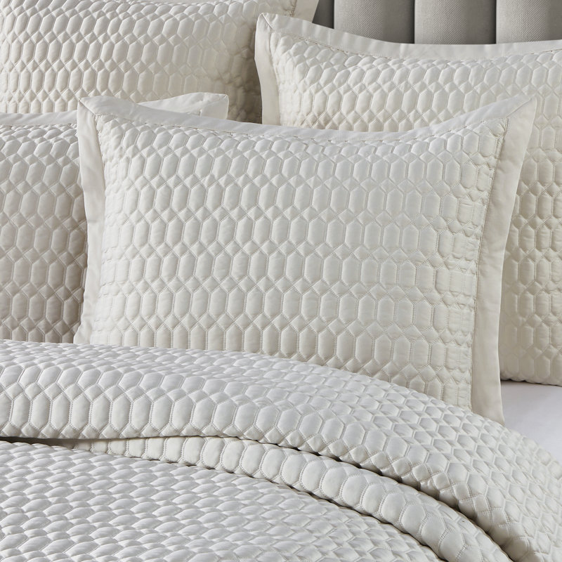 Ivory Puff Satin Full Quilt Set with Geometric Stitching