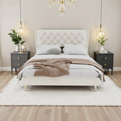 Grand lit luxueux rembourré en velours - beige, doux et robuste pour des nuits douillettes