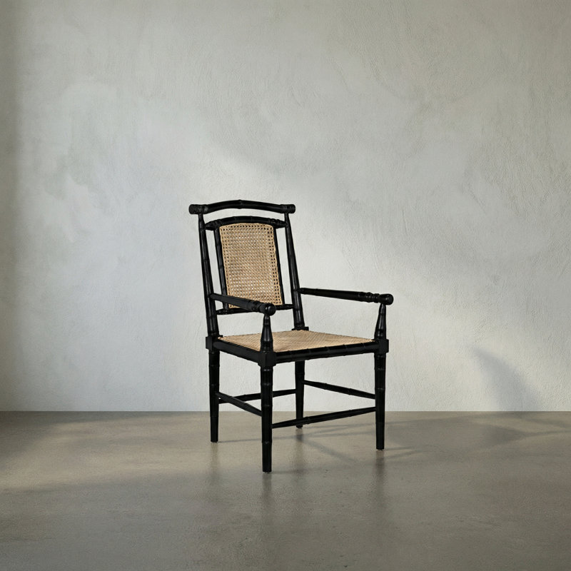 Fauteuil Colonial noir frotté à la main