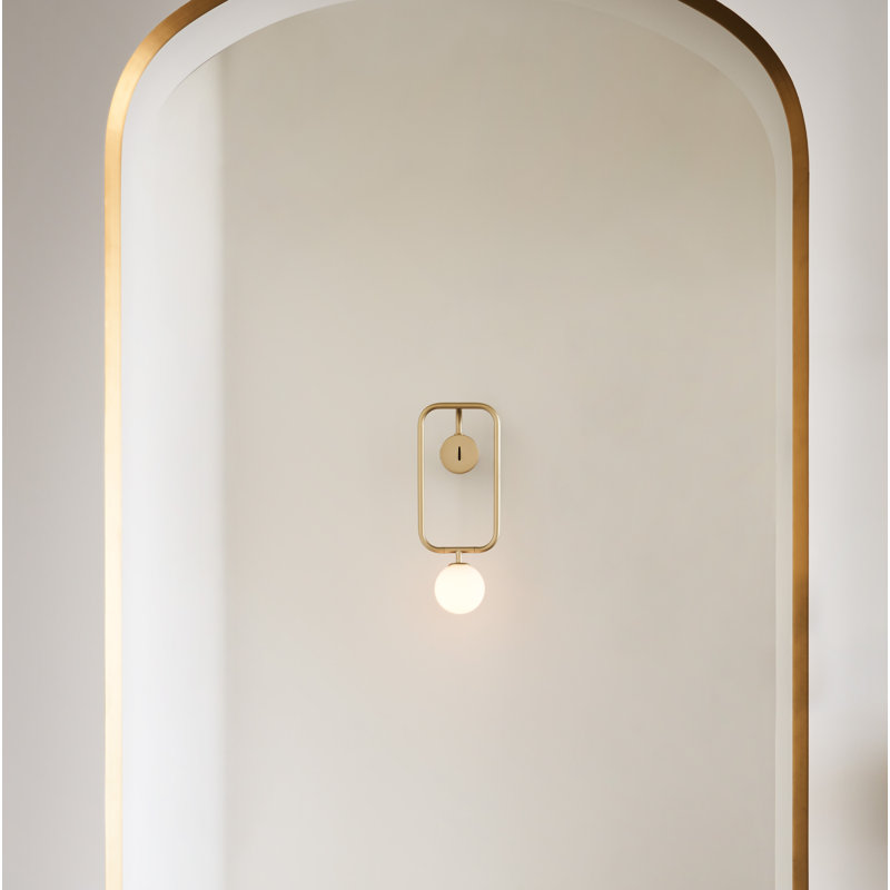 Emme 1 - Light Armed Sconce, Black