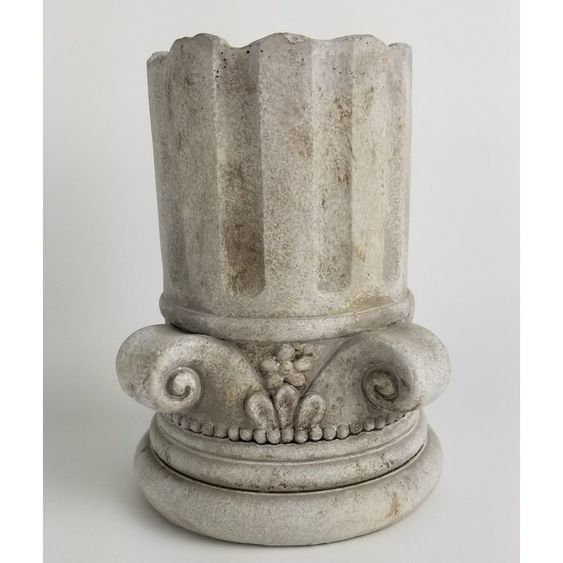 Hadlock Pot Planter