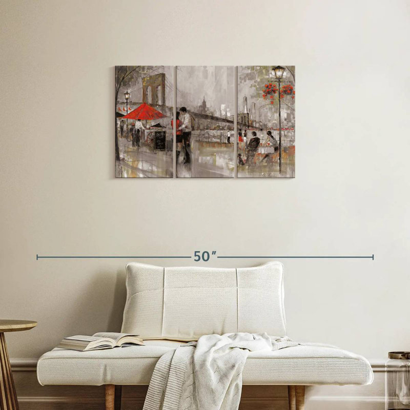Leisha New York Romance, 20" H x 33" W
