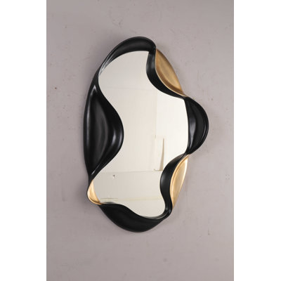 Sculptural Gold Wave Mirror — A Masterpiece Of Modern Elegance