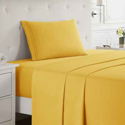  Double Brushed Hotel Luxury Sheet Set with Extra Soft Sheets & Pillowcases