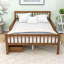 Lit plateforme en bois avec garde-corps et tiroirs de rangement-441380454