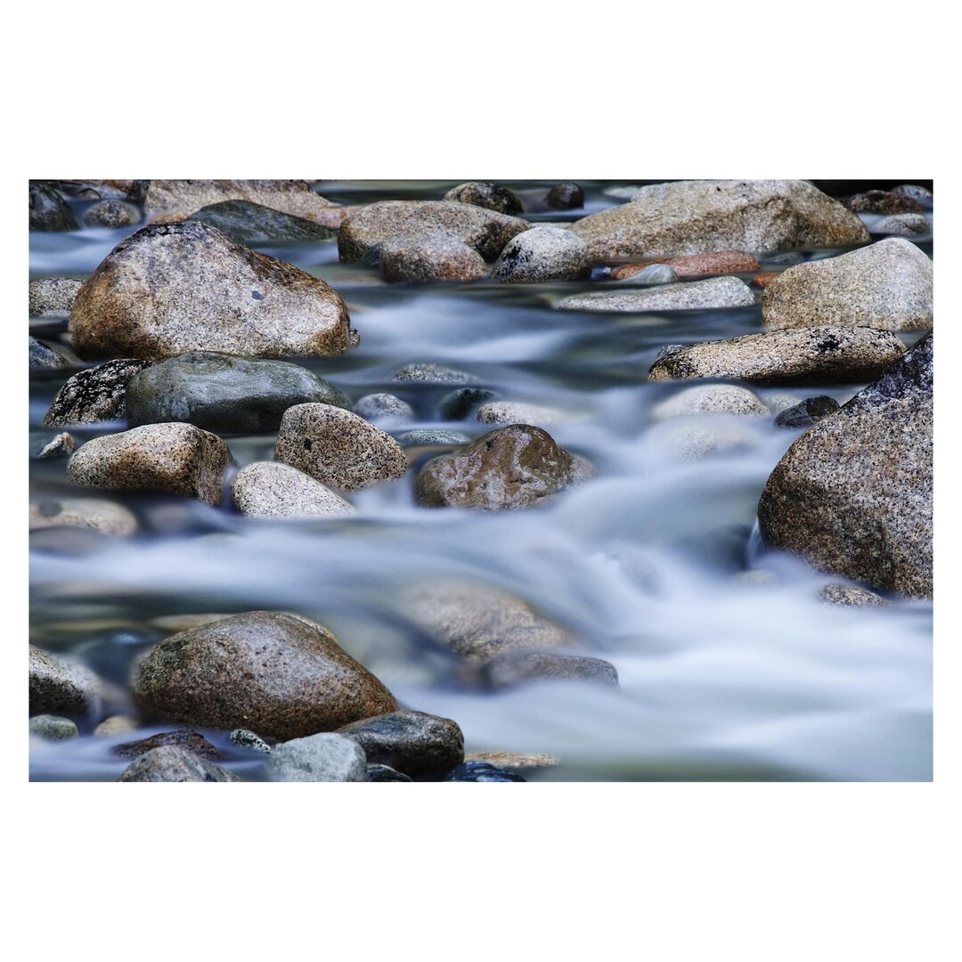 Strukturierte Fototapete Fluss in Kanada 2,9 m x 432 cm