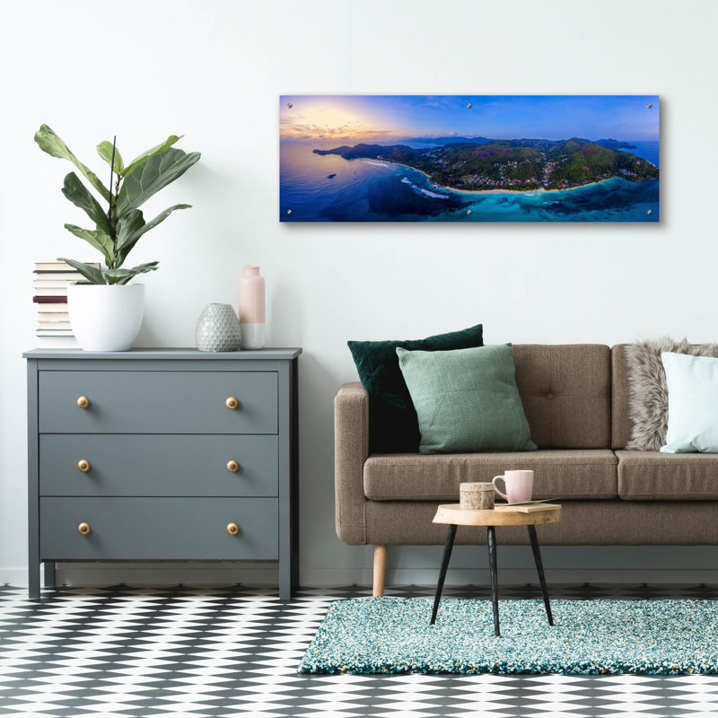 «Seychelles Mahe Island Paradise Panorama» par Epic Portfolio, art mural en verre acrylique, 48 po x 16 po