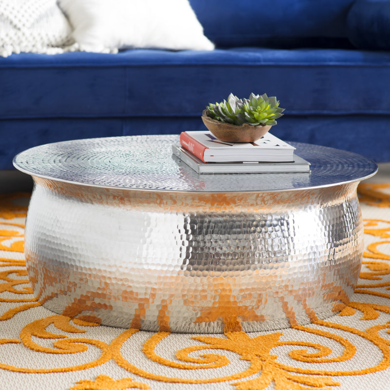 Table basse Domingues, Aluminium