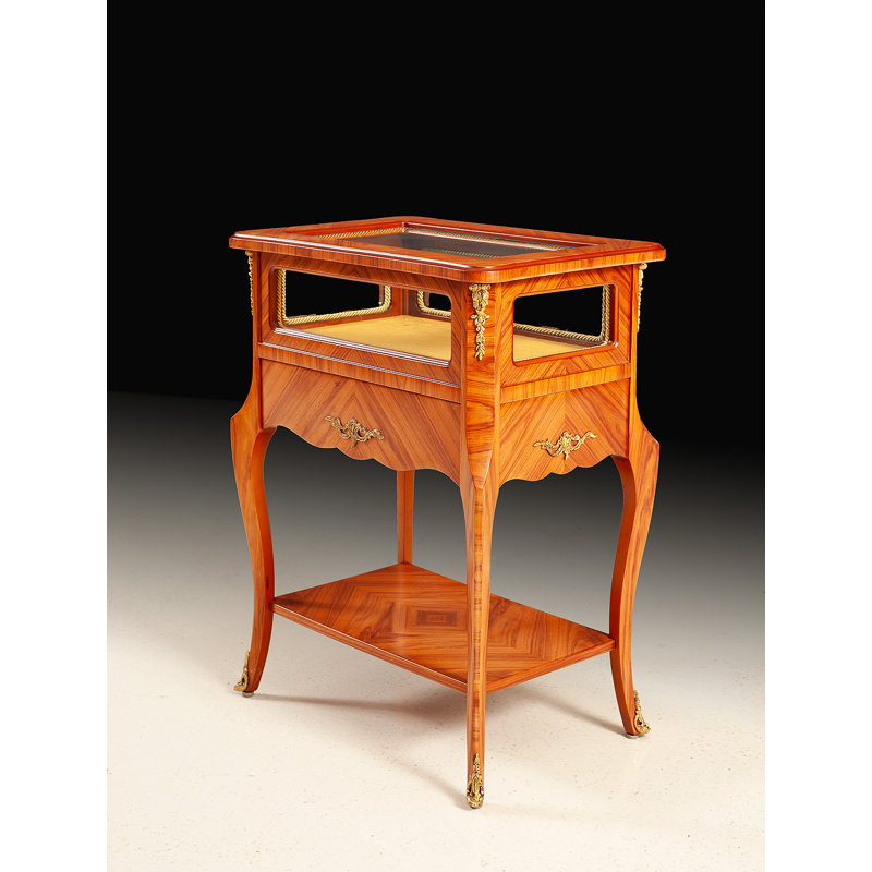 Curio Table