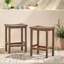 Tabouret de bar d'extérieur à hauteur de comptoir en bois d'acacia, ensemble de 2, finition brun acajou