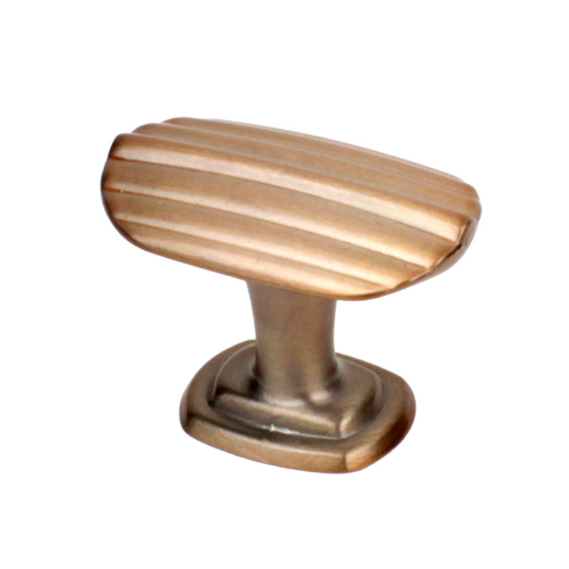 Poignée fantaisie 3/2" length handpainted Isis, Champagne doré