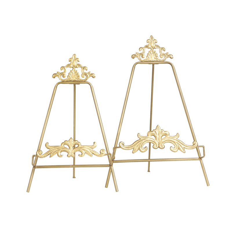 Chevalet en métal orné d'arabesque orné de métal