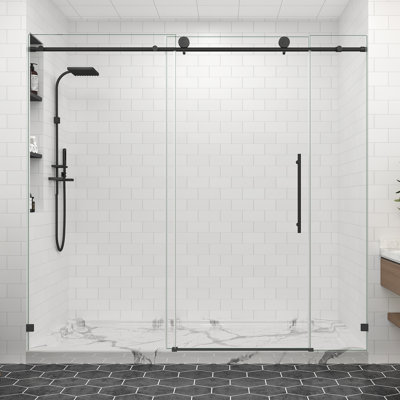 Porte de douche coulissante sans cadre en nickel brossé de 67 à 72 po x H 76 po avec verre trempé transparent de 5/16 po et 3 panneaux de verre