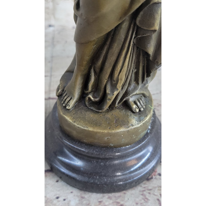 Figurine en argile