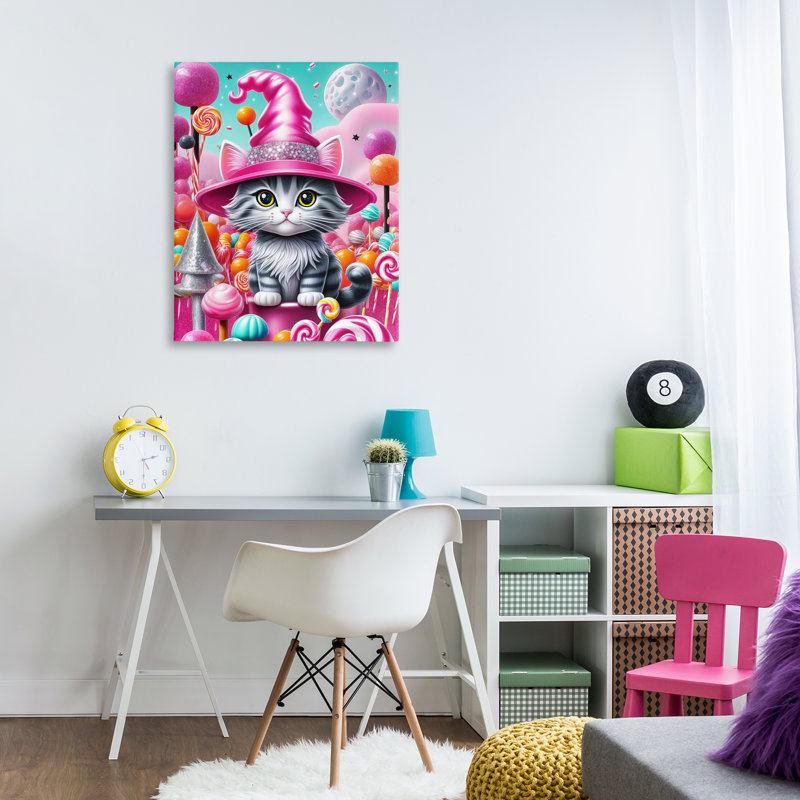 Chaton parmi des bonbons roses, toile de Tabz Jones, H 40 po x l 30 po