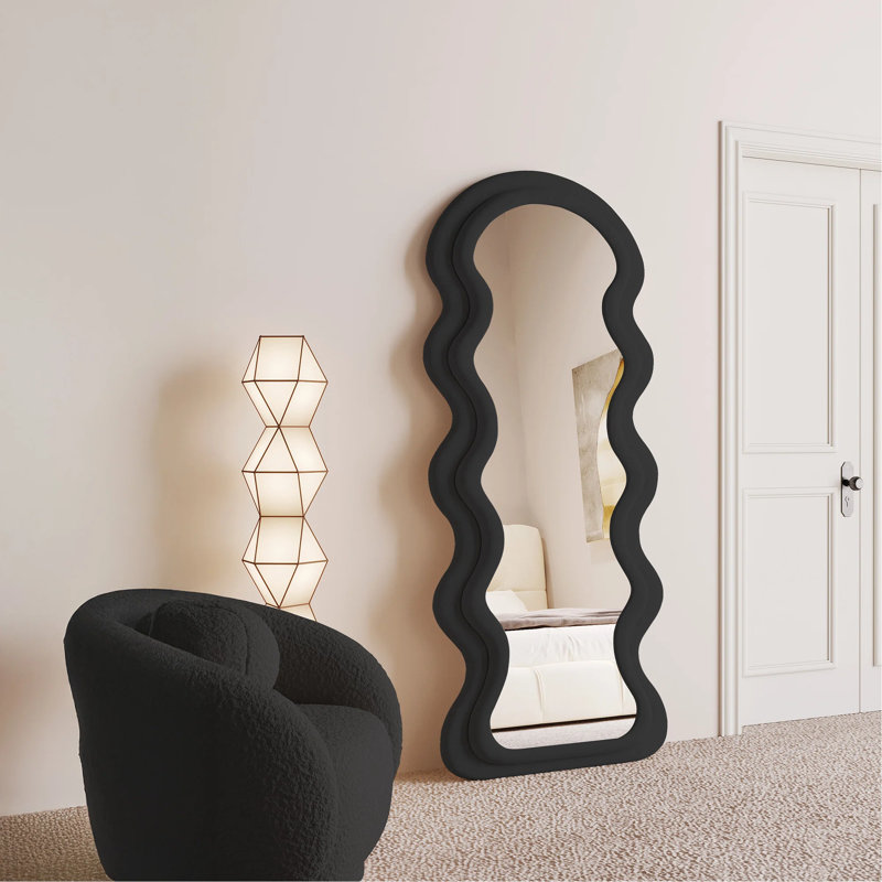 Miroir Amon Takengon, Noir