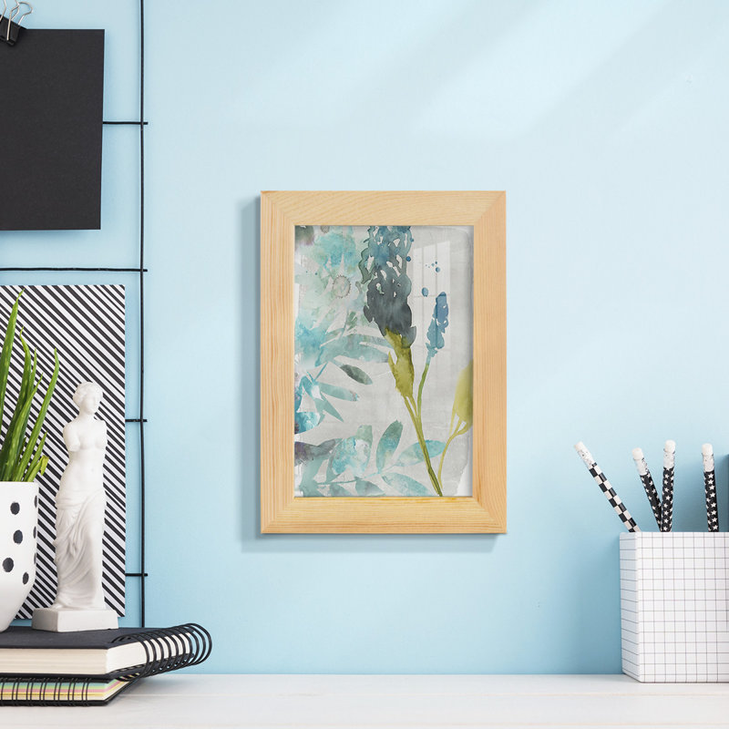 «Flower Layers I», impression sur papier, L 4 po x H 6 po x P 1 po, Naturel