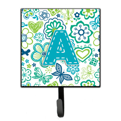 Crochet mural fleurs et papillons