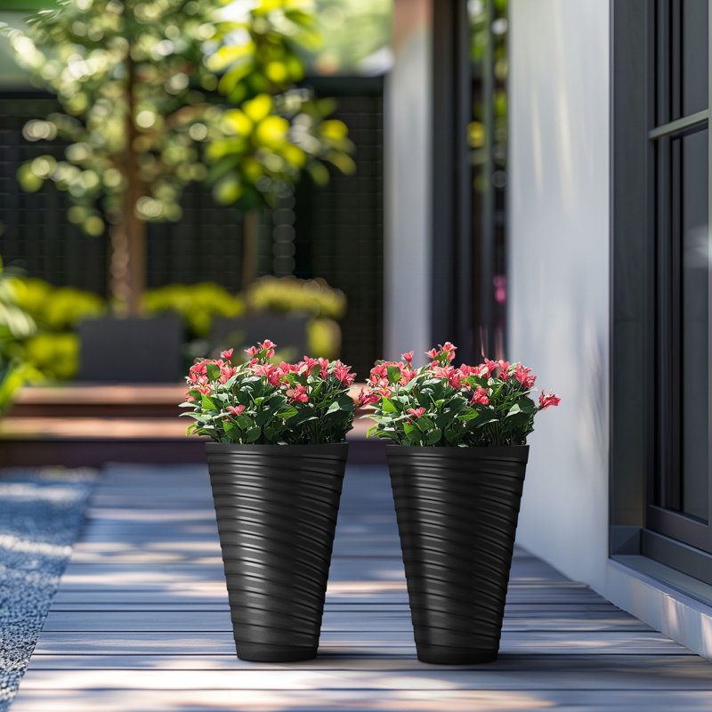 Aftina Pot Planter, 15" H x 9.8" W x 9.8" D, Spiral Black