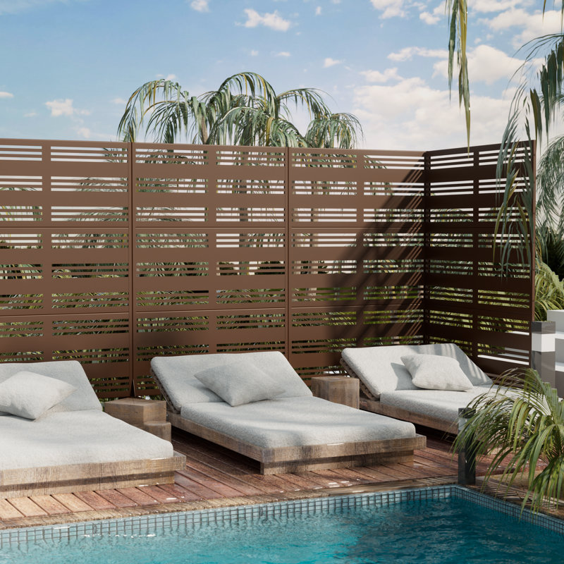Metal Outdoor Privacy Screen, H 72 po x l 47 po x P 16 po, Brun