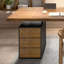 Bureau de direction rectangulaire en bois massif brun clair avec tiroirs-469481874-469481884