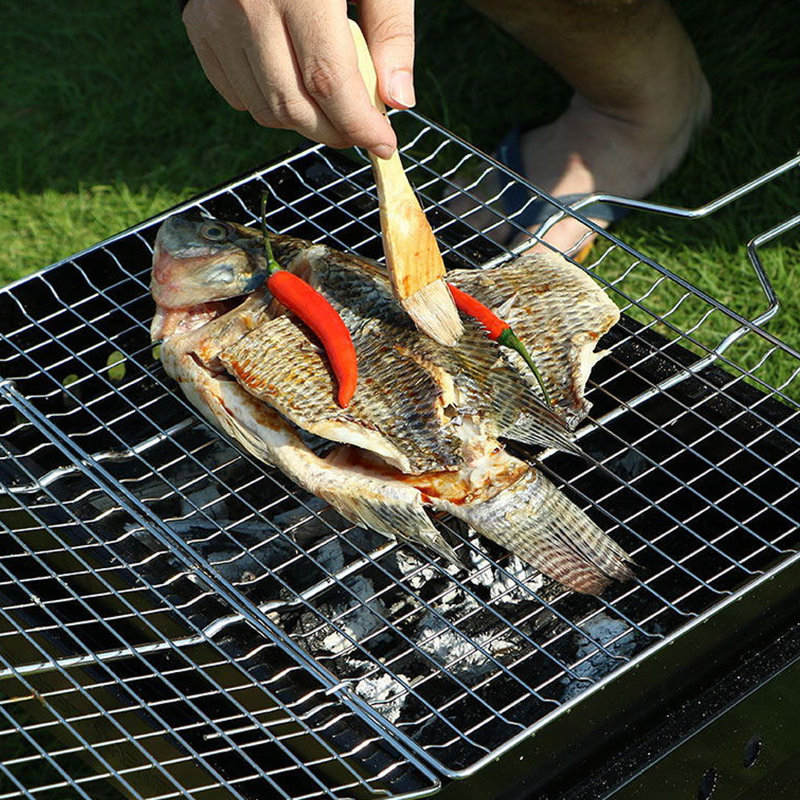 Tongs BBQ Topper, 1cm H x 38.5cm W x 28cm D