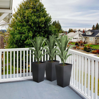 Ensemble attrayant de trois jardinières pour divers environnements, améliorant votre espace