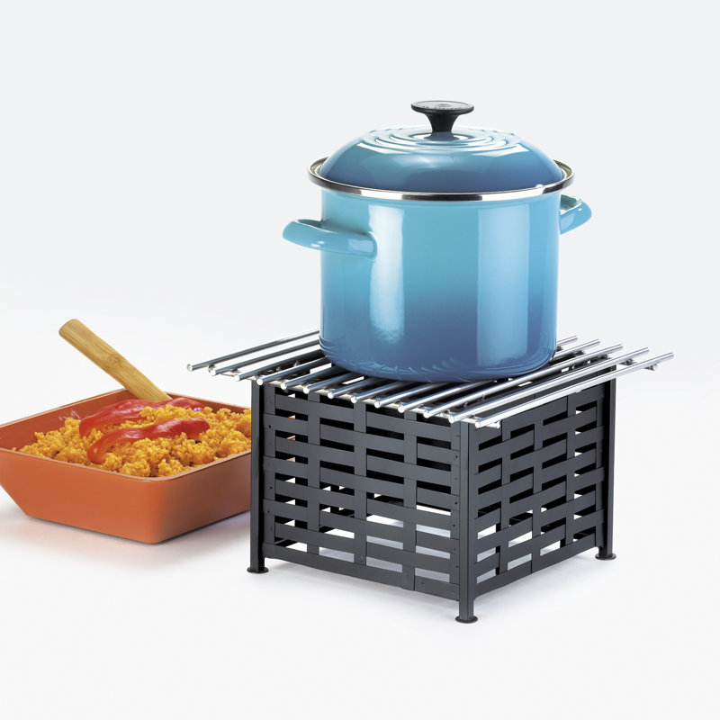 Chafer alternative en fer noir - 12 po x 12 po x 7 1/2 po