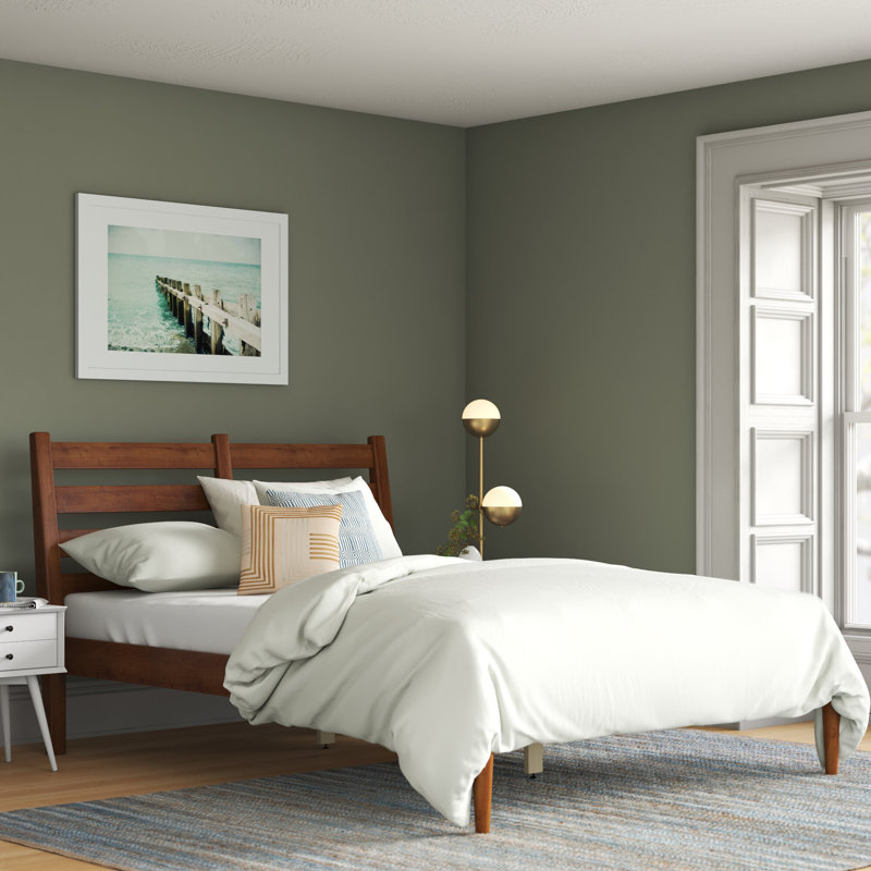Lit plateforme en bois massif Ashlie, Grand, Castanho