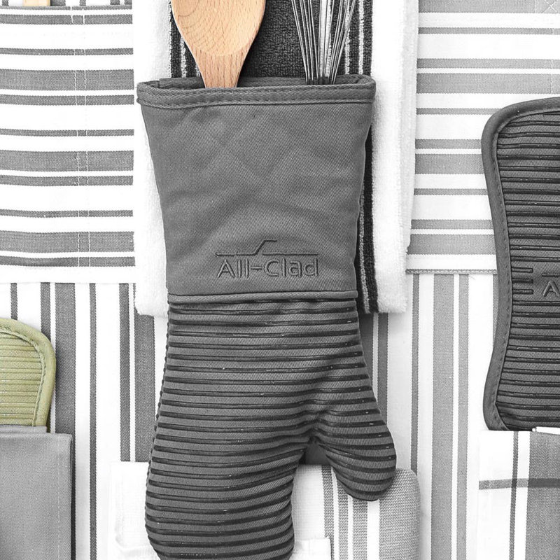 All-Clad Oven Mitt, Pewter