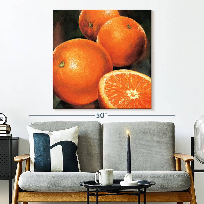 Yarlin Arance, 33" H x 33" W
