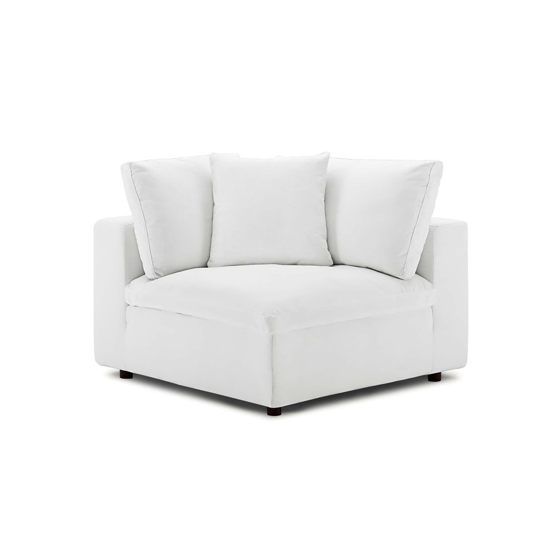 Ahylin Upholstered Sectional Latitude Run®