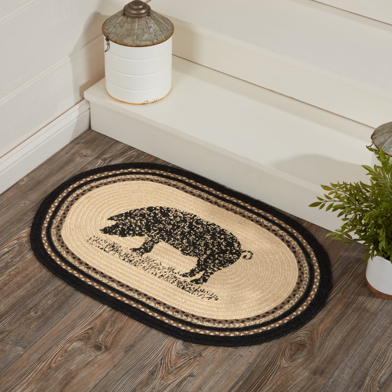 Hinderliter Indoor Rug, Oval 1'8" x 2'6"