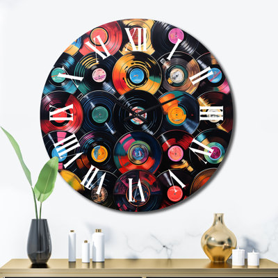 Horloge murale colorée