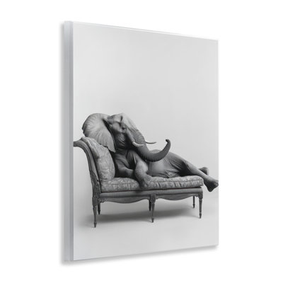 «Lounging Elephant on Chaise», art par Petal Prints Design