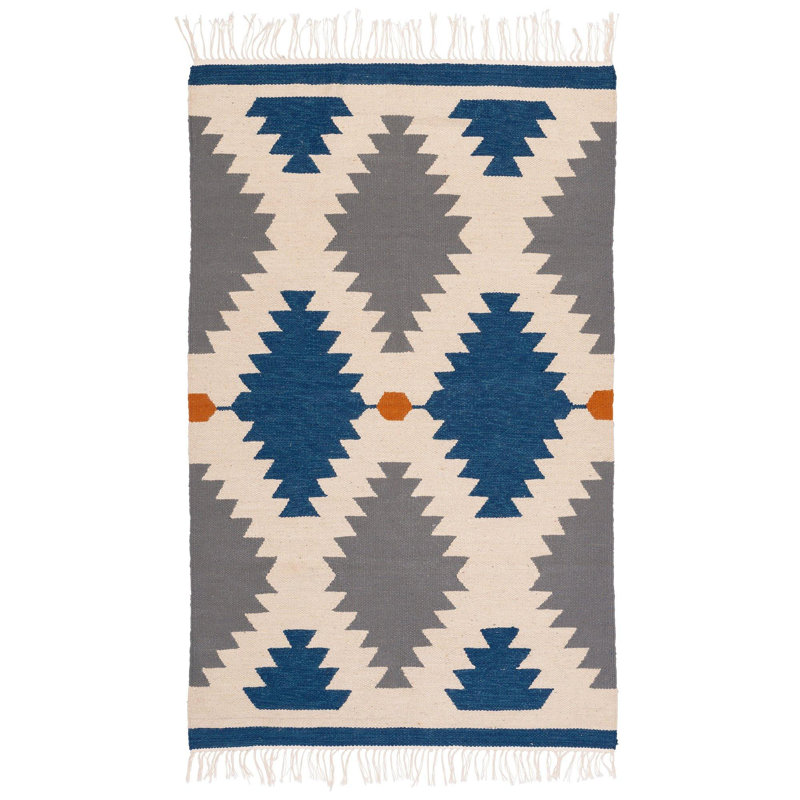 Tapis bleu à losanges, Rectangle 8 pi 2 po x 9 pi 10 po