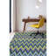 Tapis en laine à motif zigzag moderne bleu, jaune, mauve et vert touffeté à la main Blair-185297657