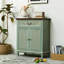 Armoire d'appoint en bois sculpté à 2 portes avec tiroirs Fienley Farmhouse, vert sauge, plateau brun rustique
