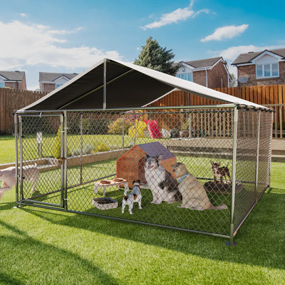 Grand chenil d'extérieur pour chien avec toit - Enclos pour animaux en acier robuste pour la cour, le refuge et la formation avec verrou sécuritaire et ancrages au sol, 7,5 x 7,5 x 5,5 pi / 10 x 10 x 6 pi, noir