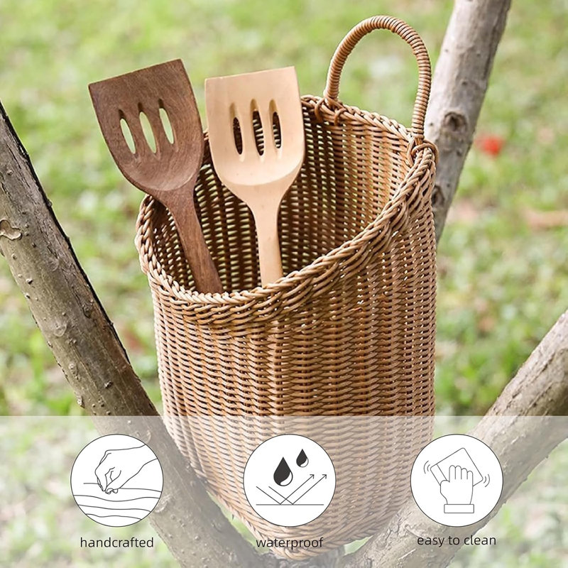 Panier suspendu en osier tissé pour porte