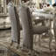 Chaise brune et blanc cassé à hauteur de comptoir (2) - pour une utilisation quotidienne de 2 sièges blancs et confortables-120945925