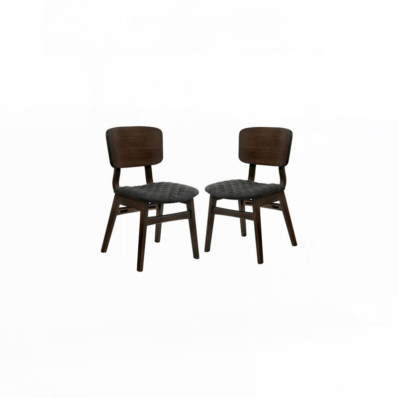Chaise en bois massif