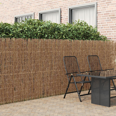 600 cm W Border Fencing