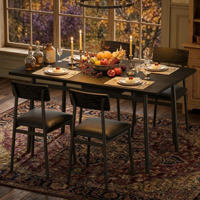 Ensemble de table et de chaises pour 4 personnes, table de cuisine en bois et 4 chaises rembourrées.