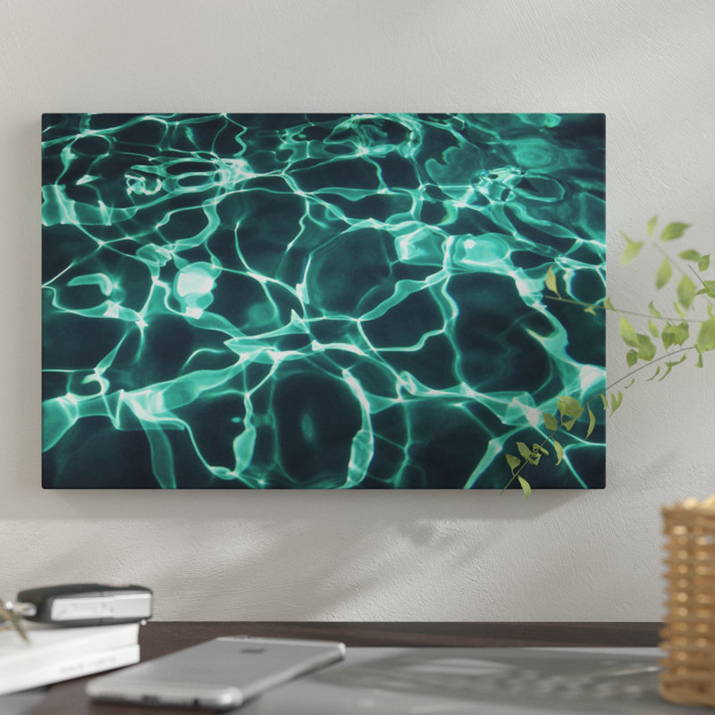«Pool Two», impression sur toile, H 8 po x l 12 po x P 0,75 po, Pas de tapis, Toile tendue