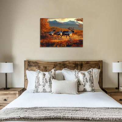 Grande impression de toile de cerf de Noël sur toile, renne d'automne doré, scène d'hiver pour le bureau de la chambre à coucher, affiche de toile de fête festive prête à être suspendue, 24 po x 36 po