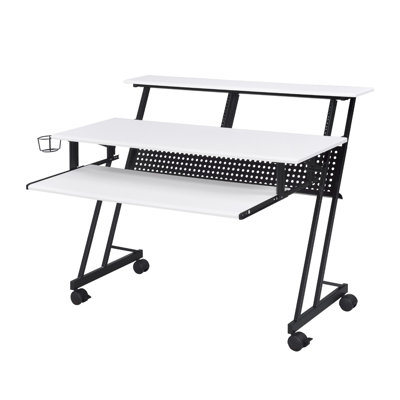Bureau de studio d'enregistrement dynamique avec plateau à clavier intégré