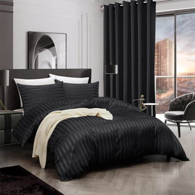 Microfiber Striped Bedding with Pillowcases